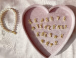 Gold-Plated Letter with Cubic Zirconia (around 8x5 mm) – Bild 4