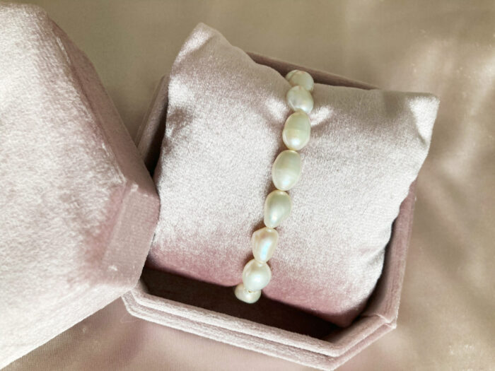 Natural White Irregular Pearls Bracelet (18 cm) - Image 2