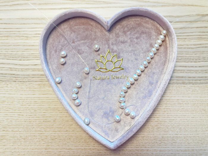 DIY Jewelry Workshop: Create Your Own Pearl & Gemstone Bracelet (18-20cm) - Image 1