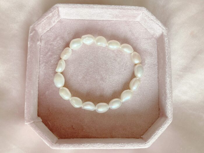 Handcrafted Baroque Freshwater Pearl Bracelet – 18 cm, White, 4–5 mm Pearls, No Clasp - Image 3