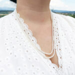 Lange handgeknüpfte Süßwasserperlenkette – 115 cm, weiß, 3–3,5 mm Perlen