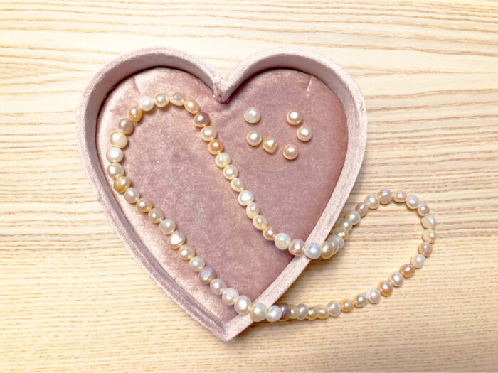 DIY-Schmuck-Workshop: Erstellen Sie Ihre eigene Perle & Edelstein-Halskette + Armband-Set – Bild 5