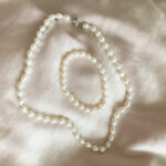 Natural Freshwater White Pearl Necklace & Bracelet Set – 10×7 mm & 6×7 mm Pearls, S925 Rose Flower Clasp, 43 cm Necklace, 18 cm Bracelet